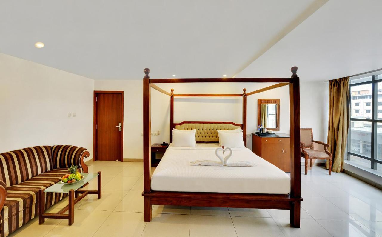 Confido And Suites 3*
