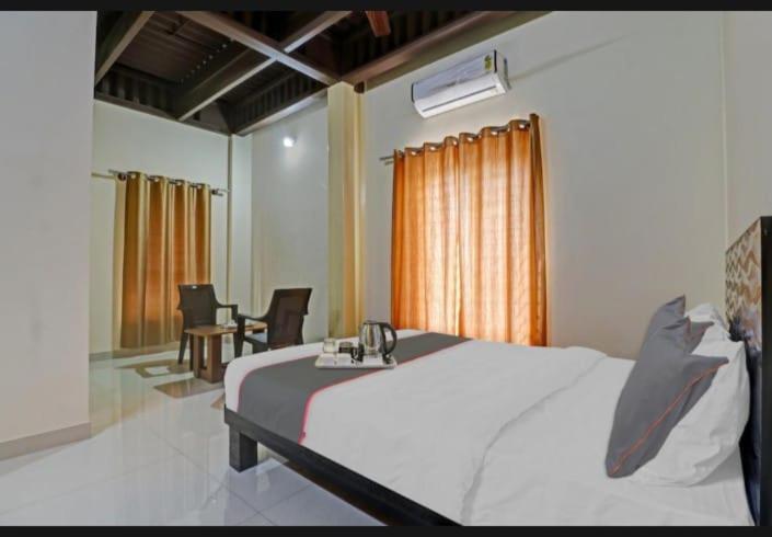 Sri Sai Ram Suites