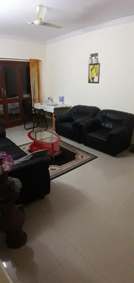 Apartment Home Stay *