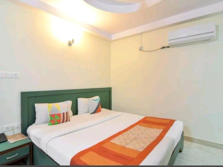 Royal Shades Kodihali Hotel Bangalore