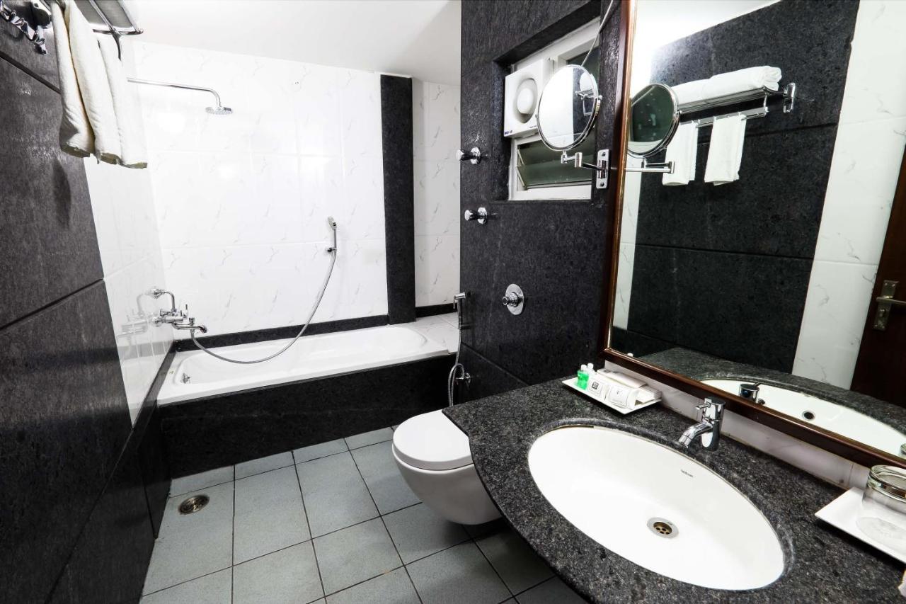 R D Suites Koramangala 3*