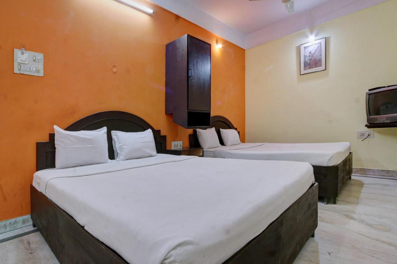 Spot On Radha Krishna Deluxe Near Cubbon Park Bangalore