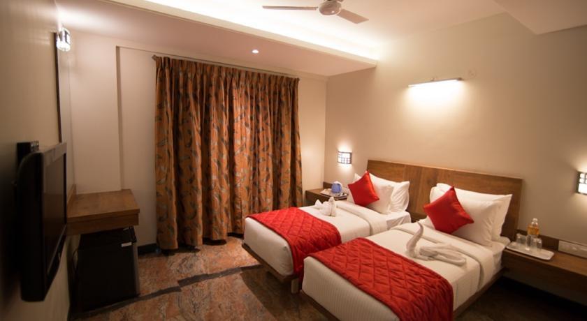 Cartier Biznotel Hotel 3*
