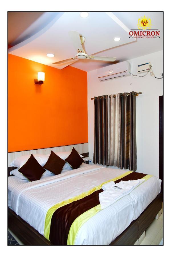 Omicron 1 Bhk Hotel