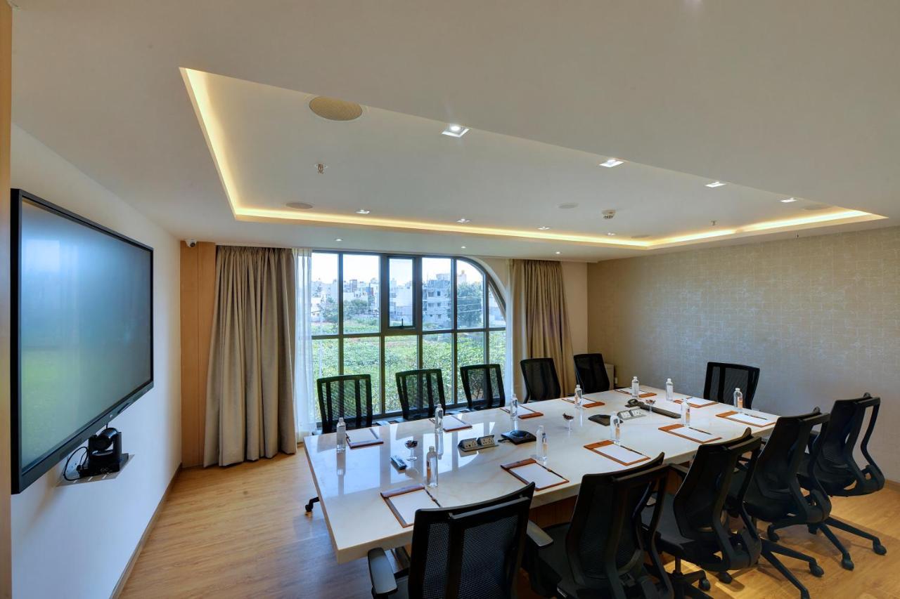 Clarion 4*