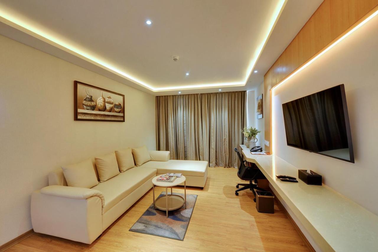 Clarion 4*