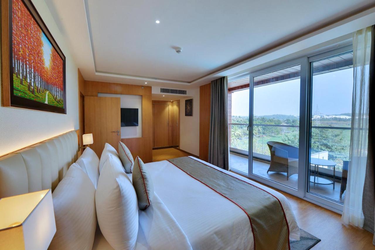 Clarion Hotel 4*
