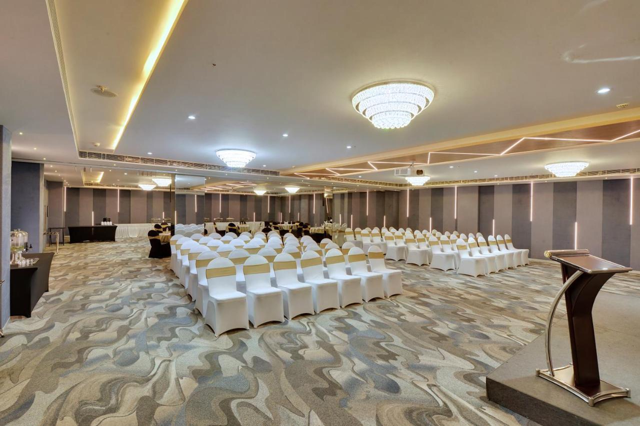 Clarion Hotel 4*
