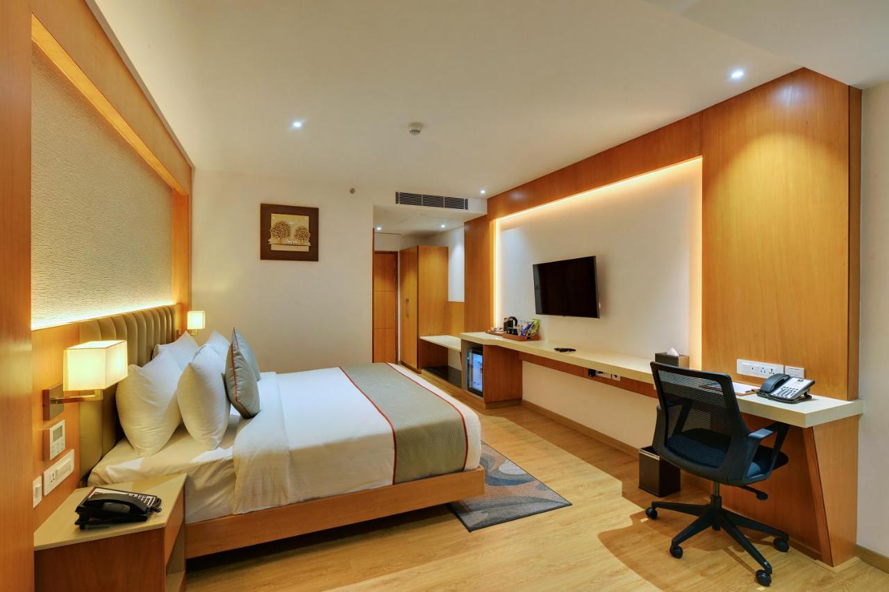 Clarion 4*