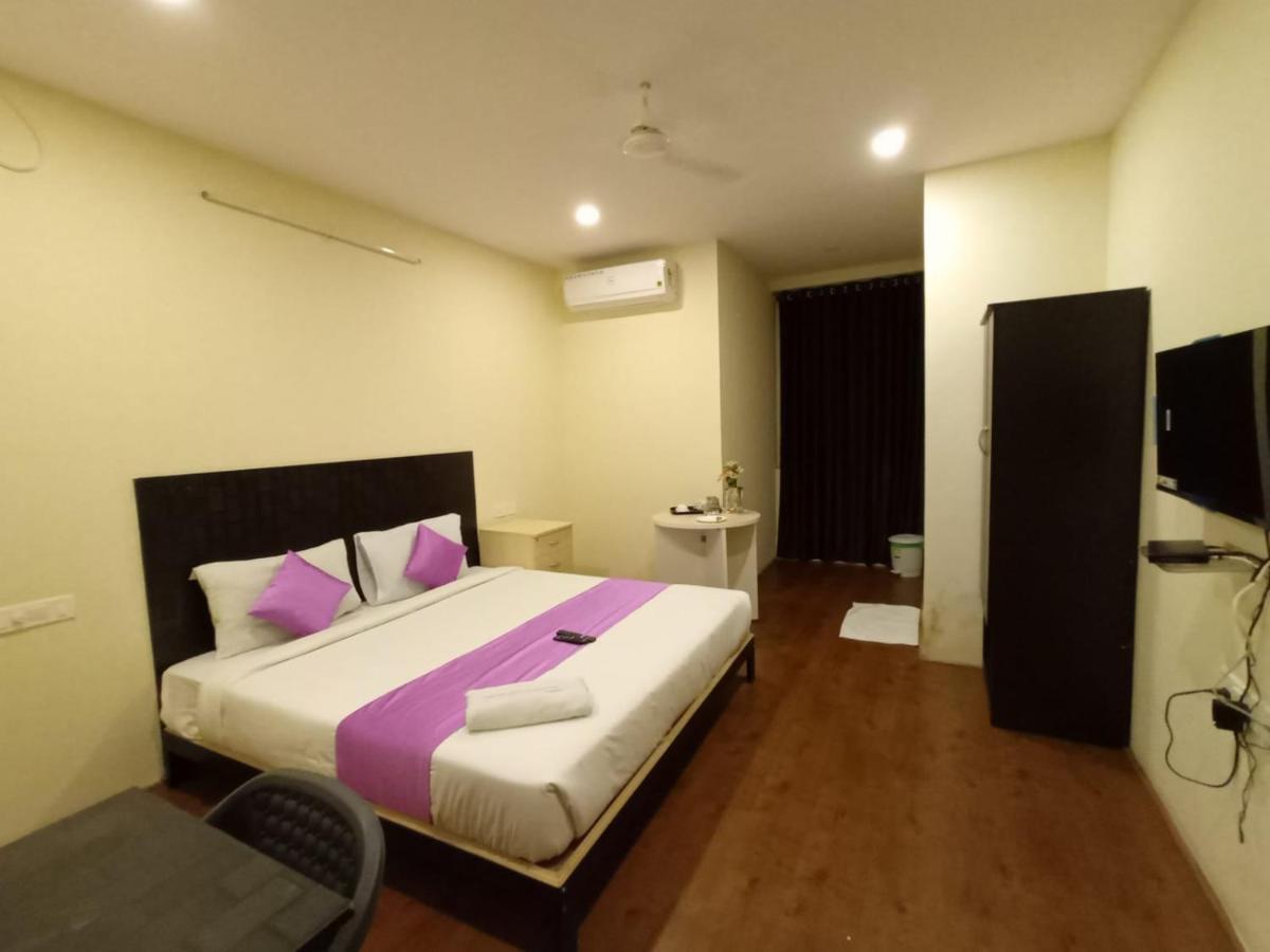 Crescent Shine 3* Bangalore