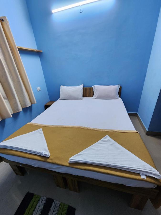 Oyo Squar Guest house Bangalore