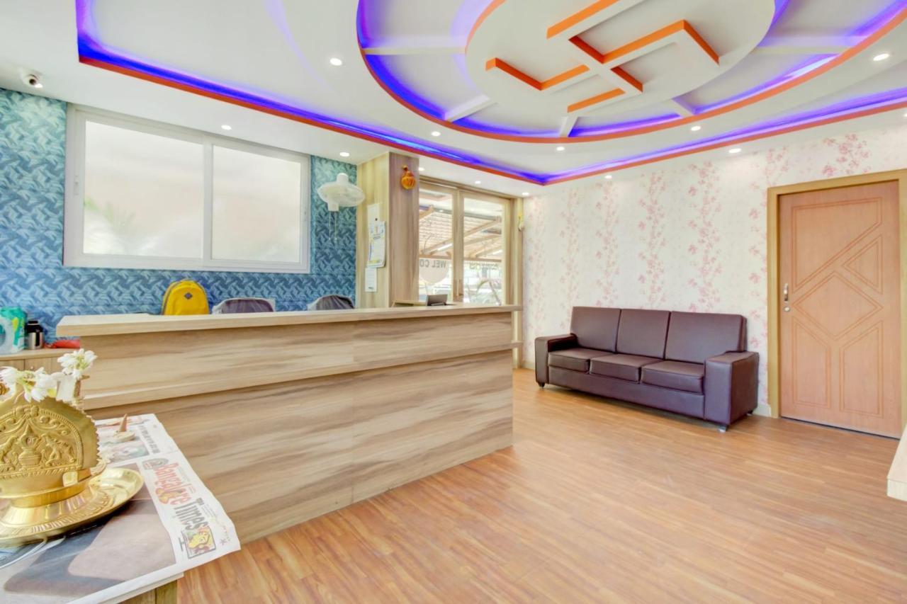 Hotel Collection O Rk Grand