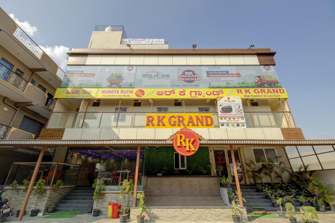 Hotel Collection O Rk Grand