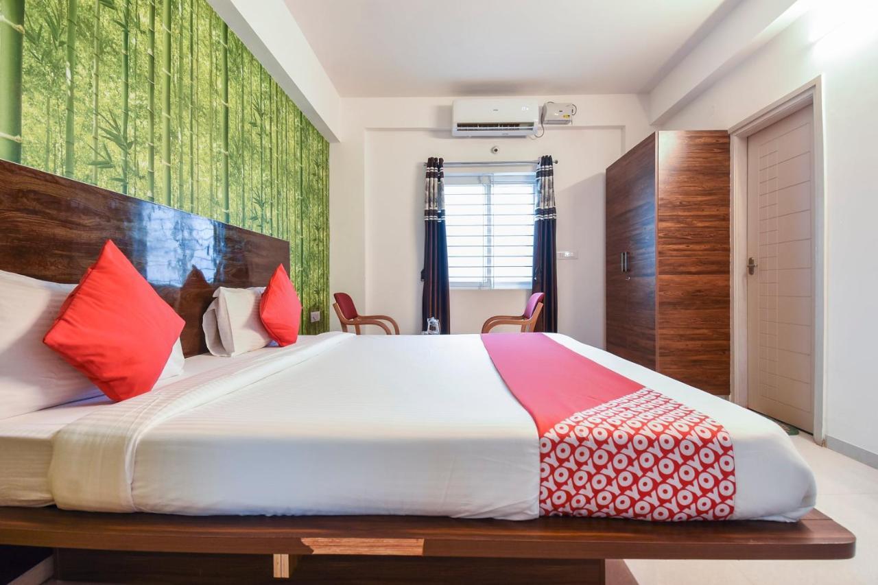 Hotel Oyo Flagship 65924 Balaji Luxury 3*