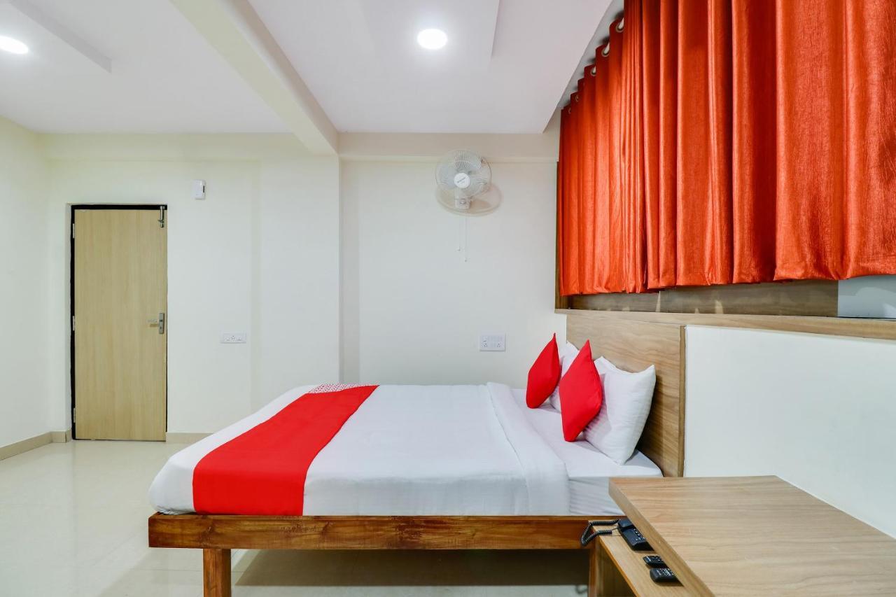 Oyo Sri Sai Residency Near Vijayanagar Metro Station Hotel