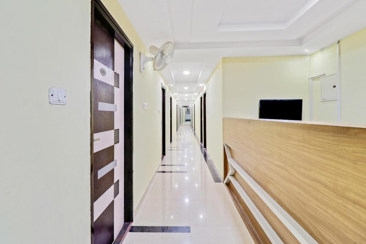 Oyo Sri Sai Residency Near Vijayanagar Metro Station