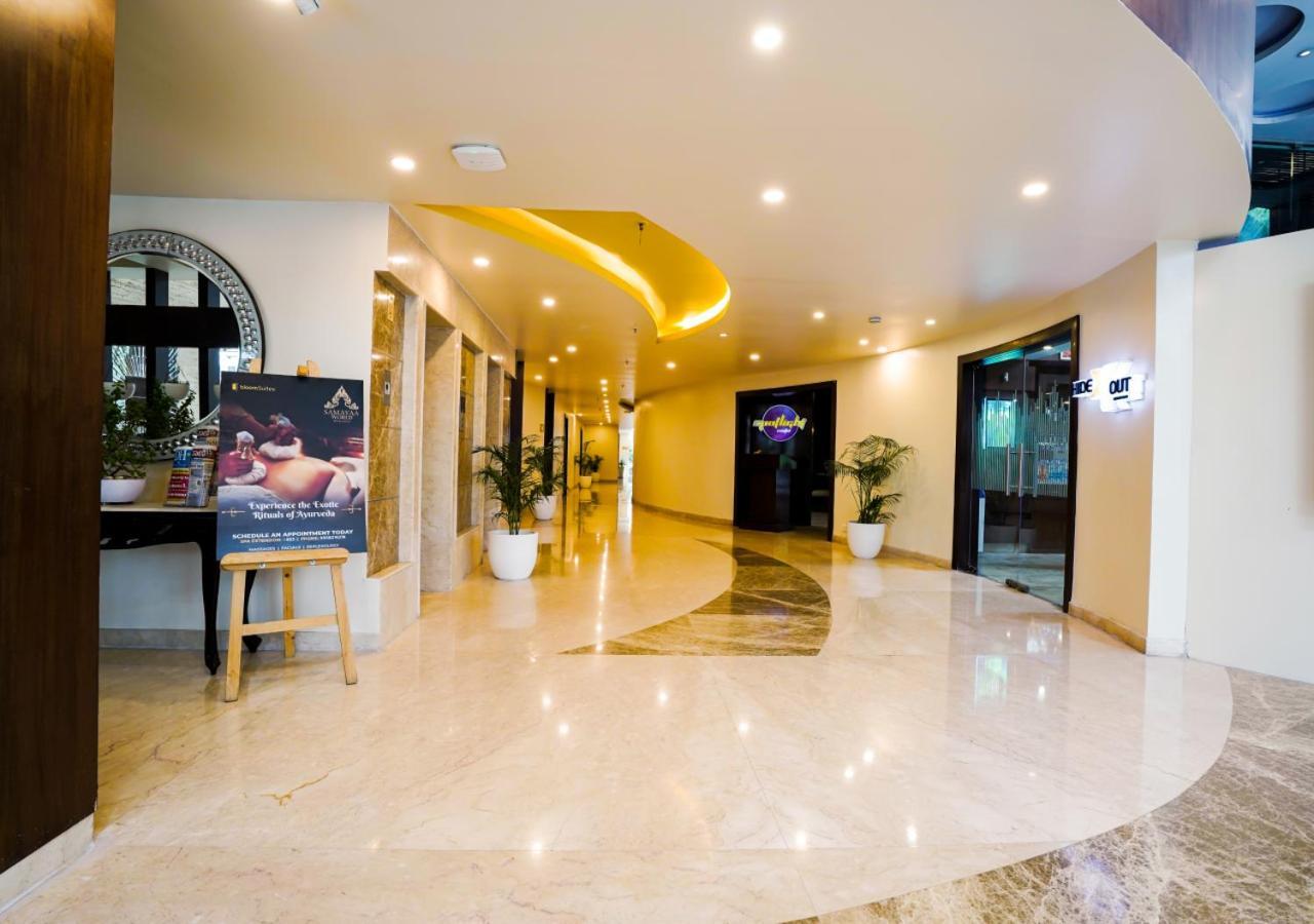 Bloomsuites I Electronics Hotel
