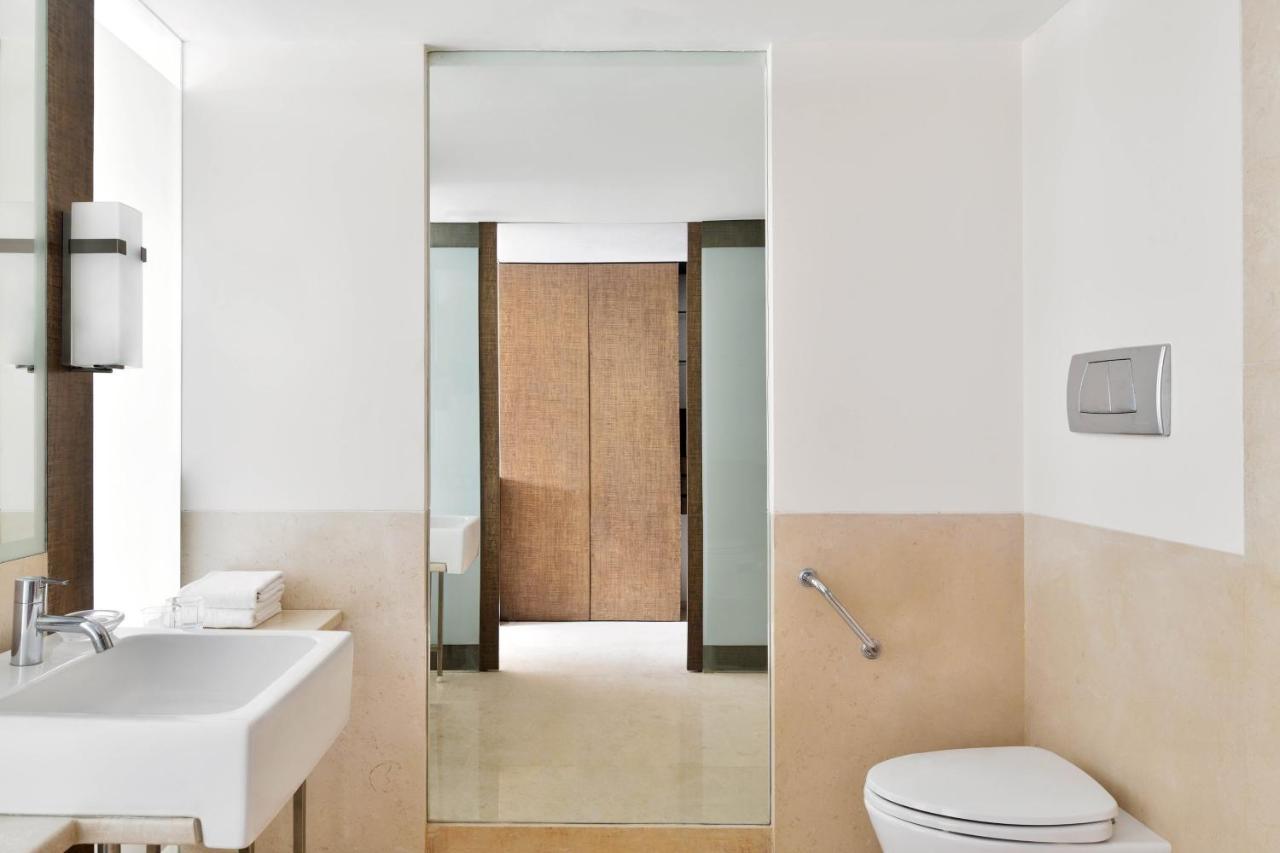 Four Points By Sheraton Whitefield 4* Bangalore