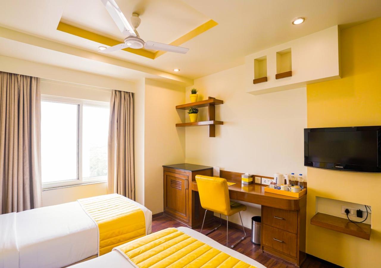 Bloomsuites I Electronics Hotel 4*
