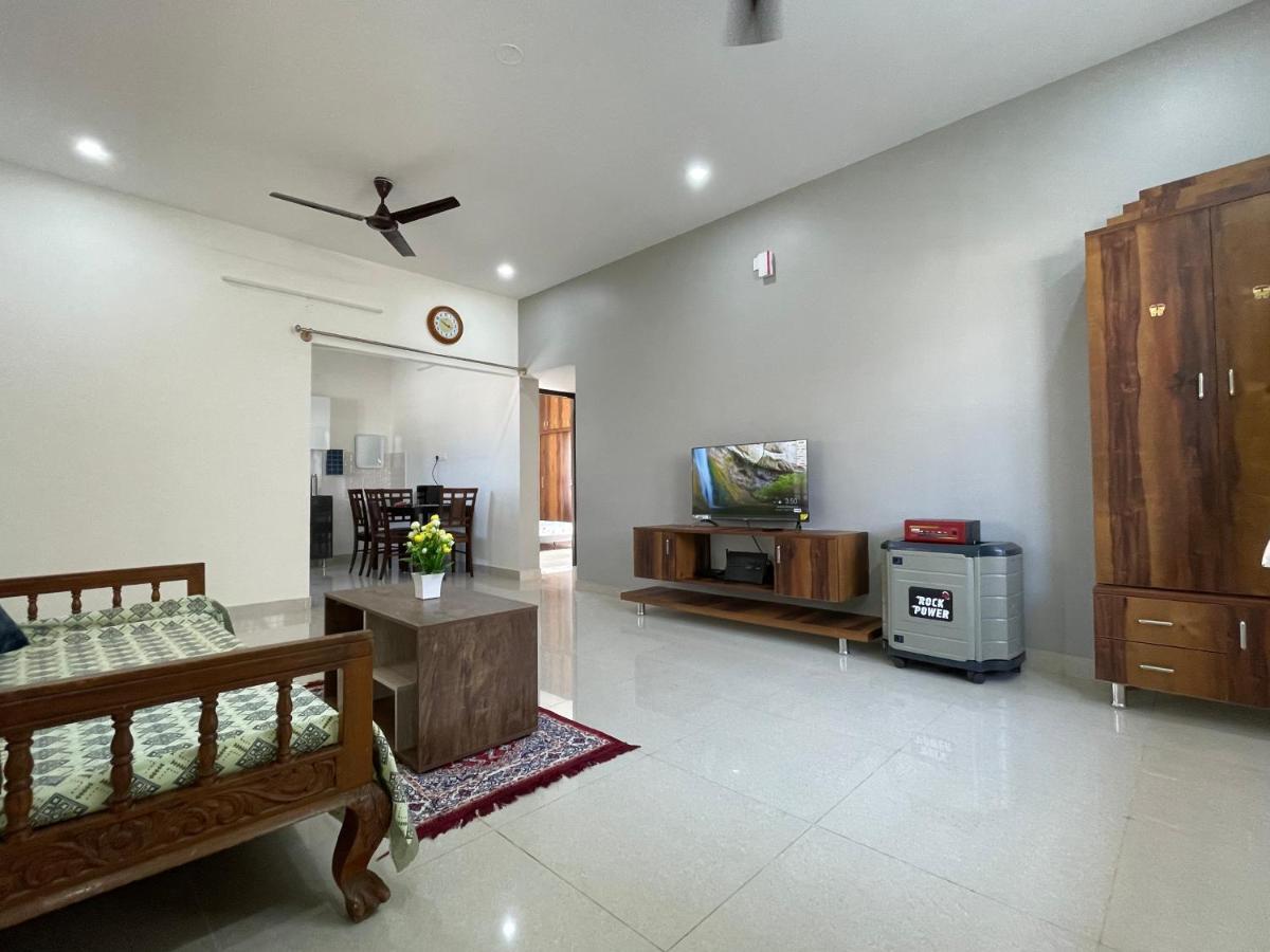 Apartment Ssn In Near Play Arena *