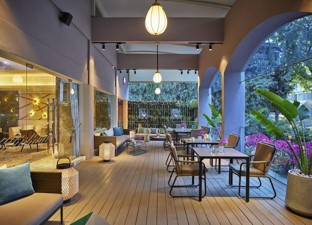 Vivanta Residency Road Hotel