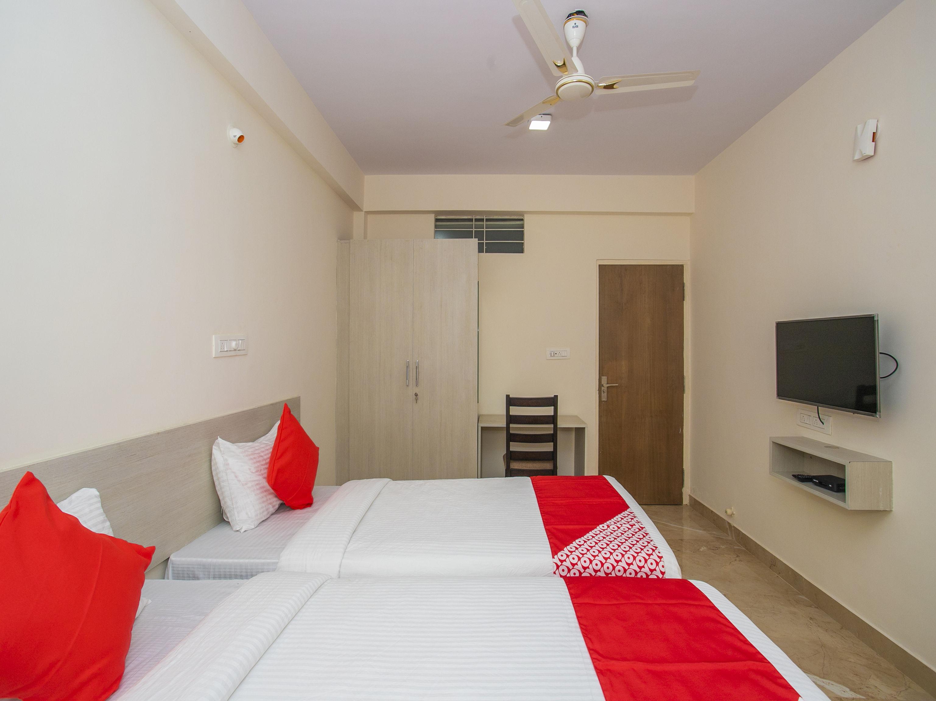 Fabhotel Humming 3*