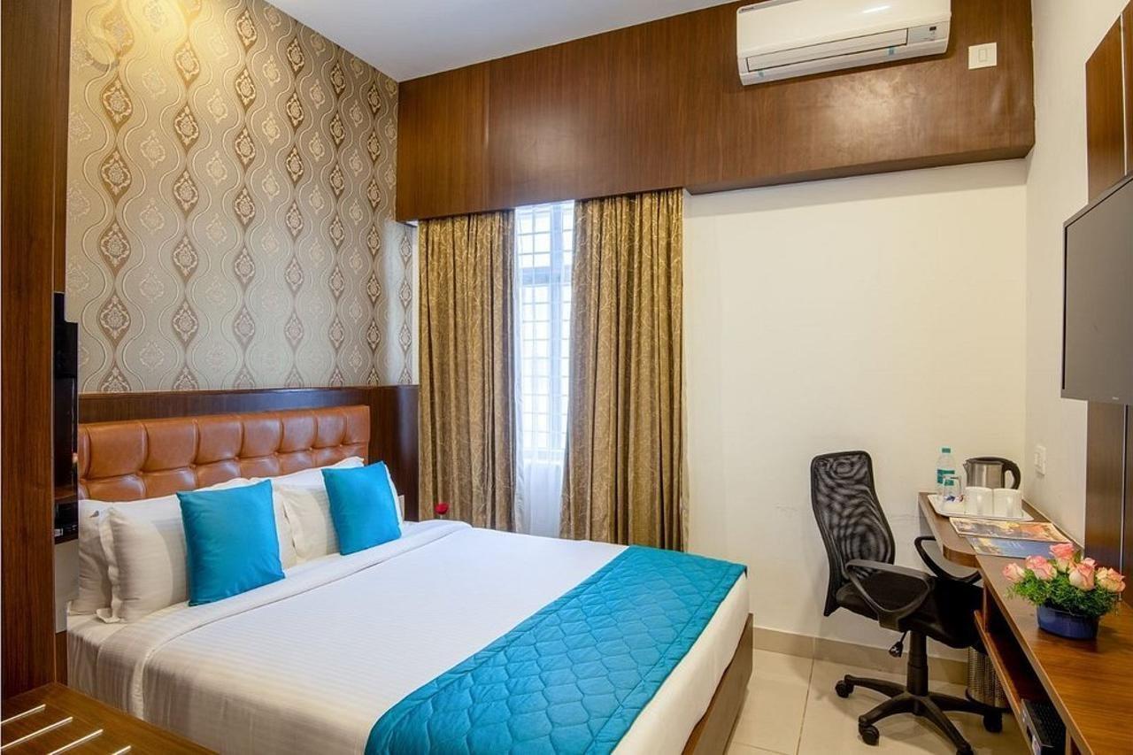 Hotel Goldfinch Express Bangalore