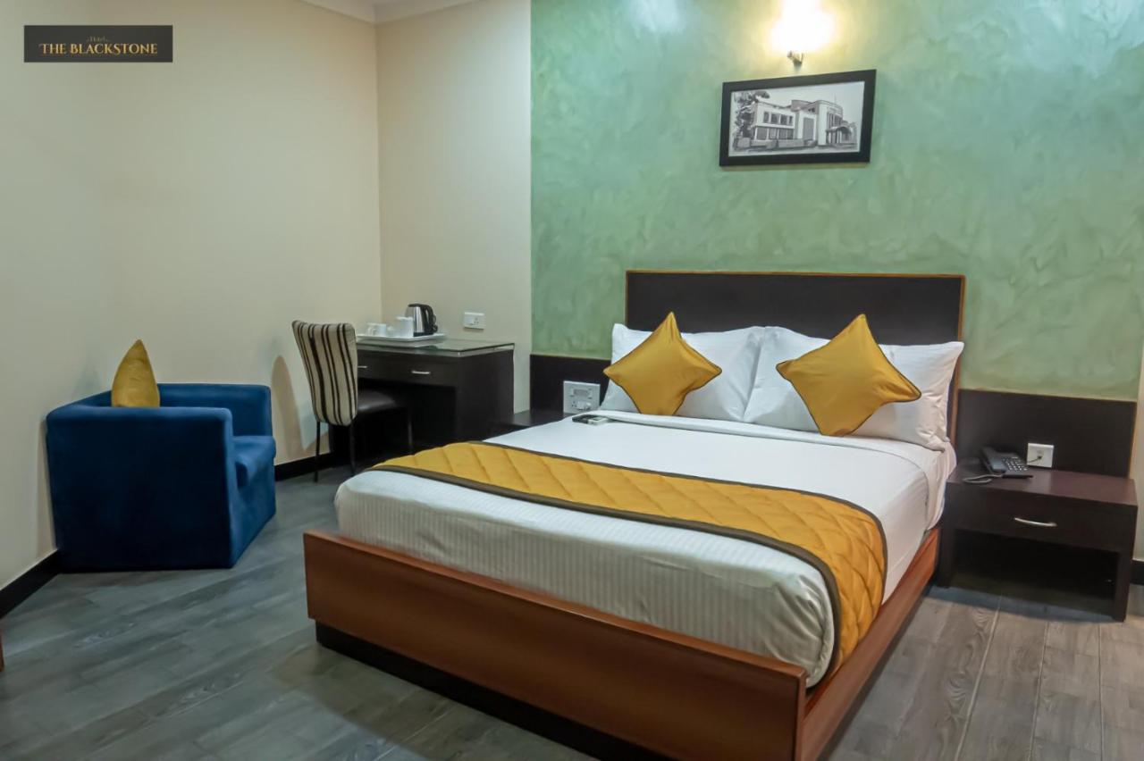 Hotel The Black Stone