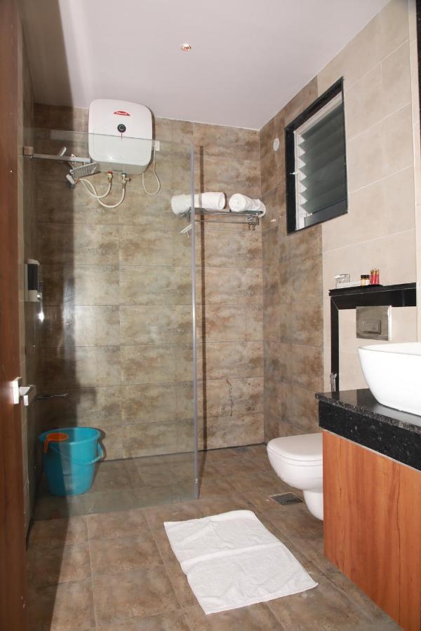 Vishal Grand Luxury 3*