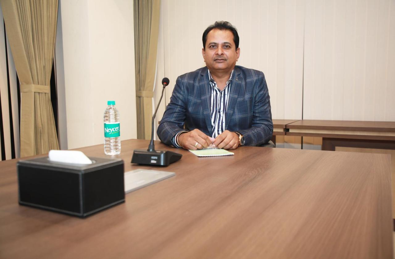 Hotel Vishal Grand Luxury 3*