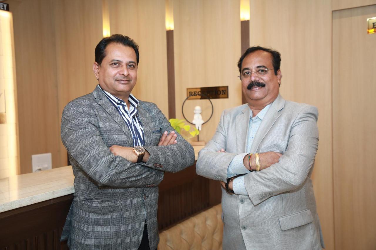 Vishal Grand Luxury