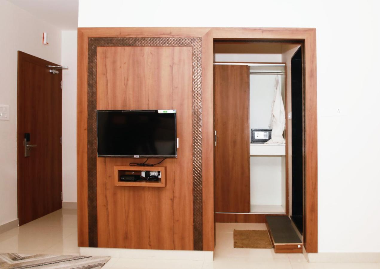 Hotel Vishal Grand Luxury