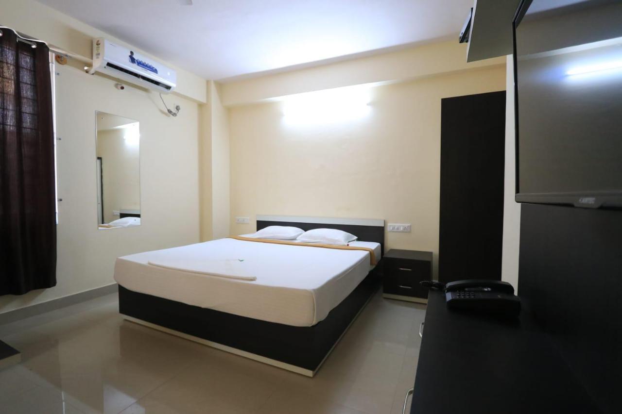 Ebenezer Suites Hotel