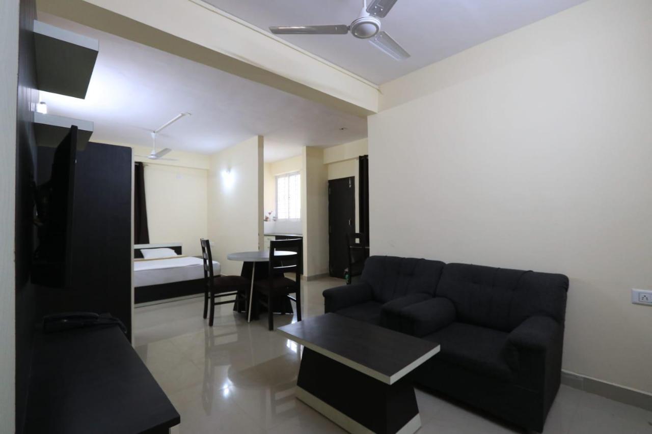 Ebenezer Suites Hotel 5*