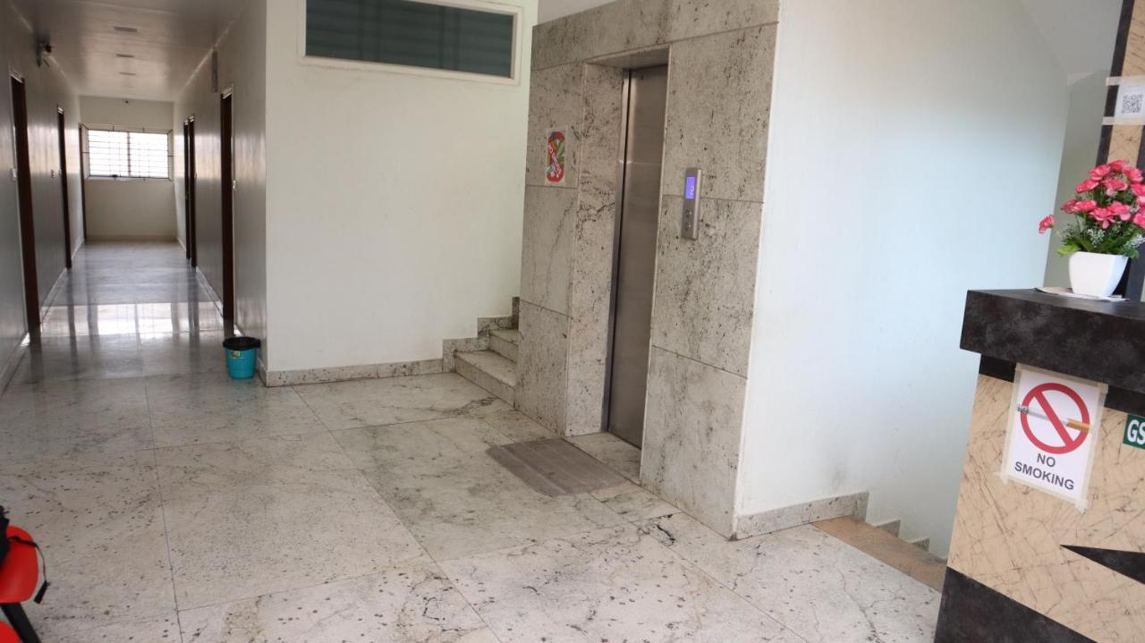 Smile Karanji Comforts 4* Bangalore