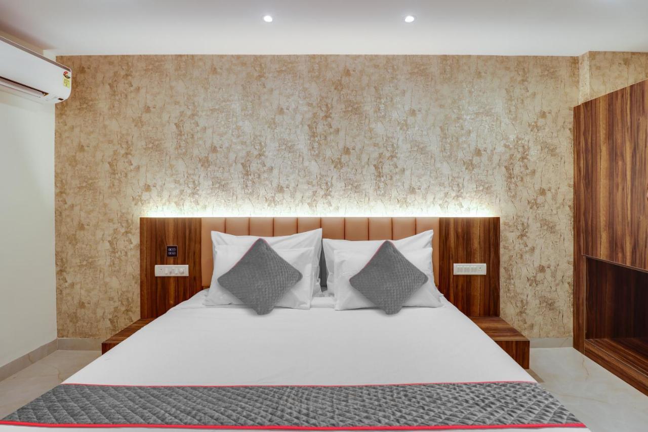 Super Collection O Manu Hotel 4*