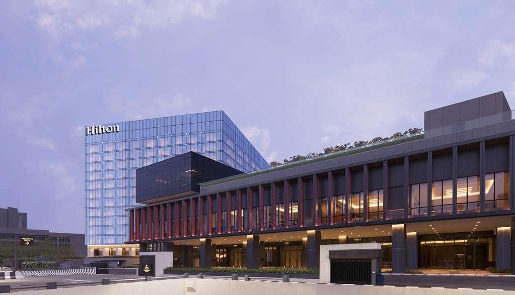 Hotel Hilton Embassy Manyata Business Park Bangalore