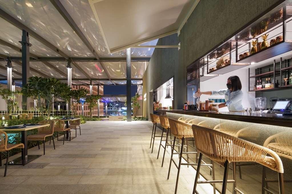 Hotel Hilton Embassy Manyata Business Park *