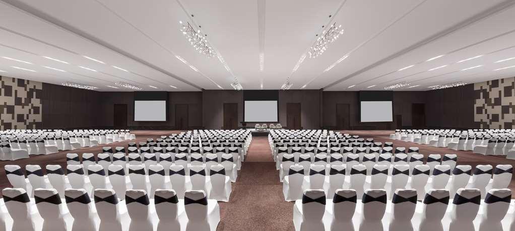 Hilton Embassy Manyata Business Park *