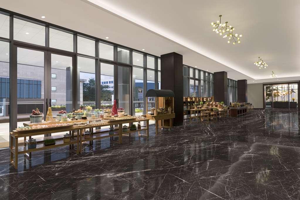 Hilton Embassy Manyata Business Park Hotel Bangalore