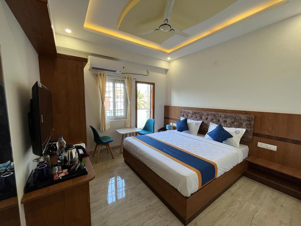 Hotel Np Royal