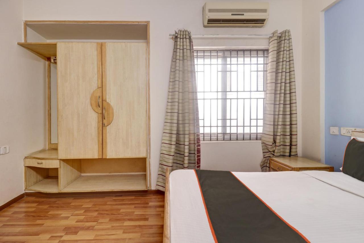 Hotel Collection O Cosmos Homtel 3*