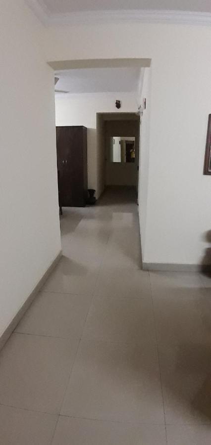 Service At Brookefield Apartment *