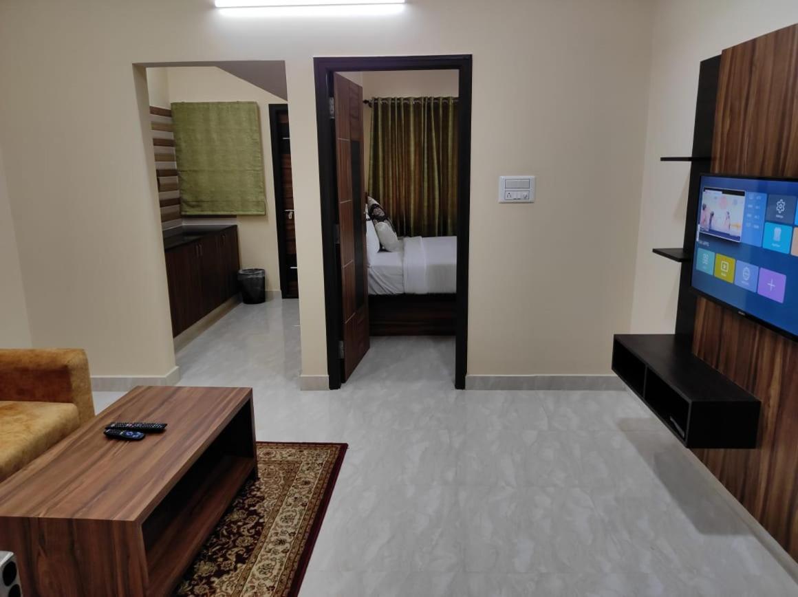 Golden Chariot 1bhk Flat Manyata Tech Park * Bangalore