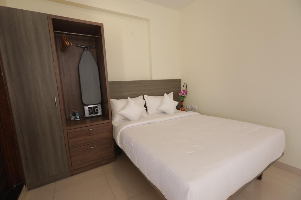 Hotel Elysian Grand