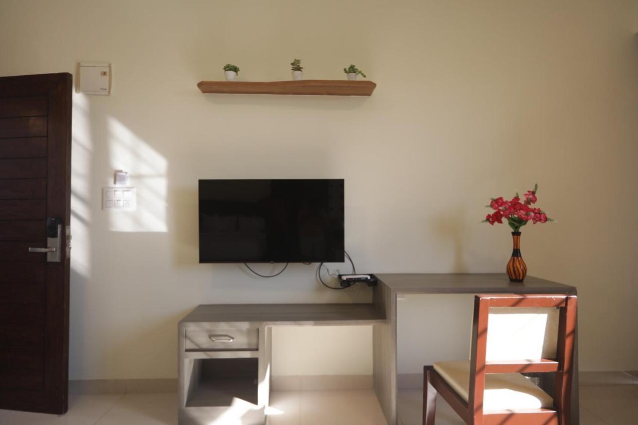 Hotel Elysian Grand Bangalore