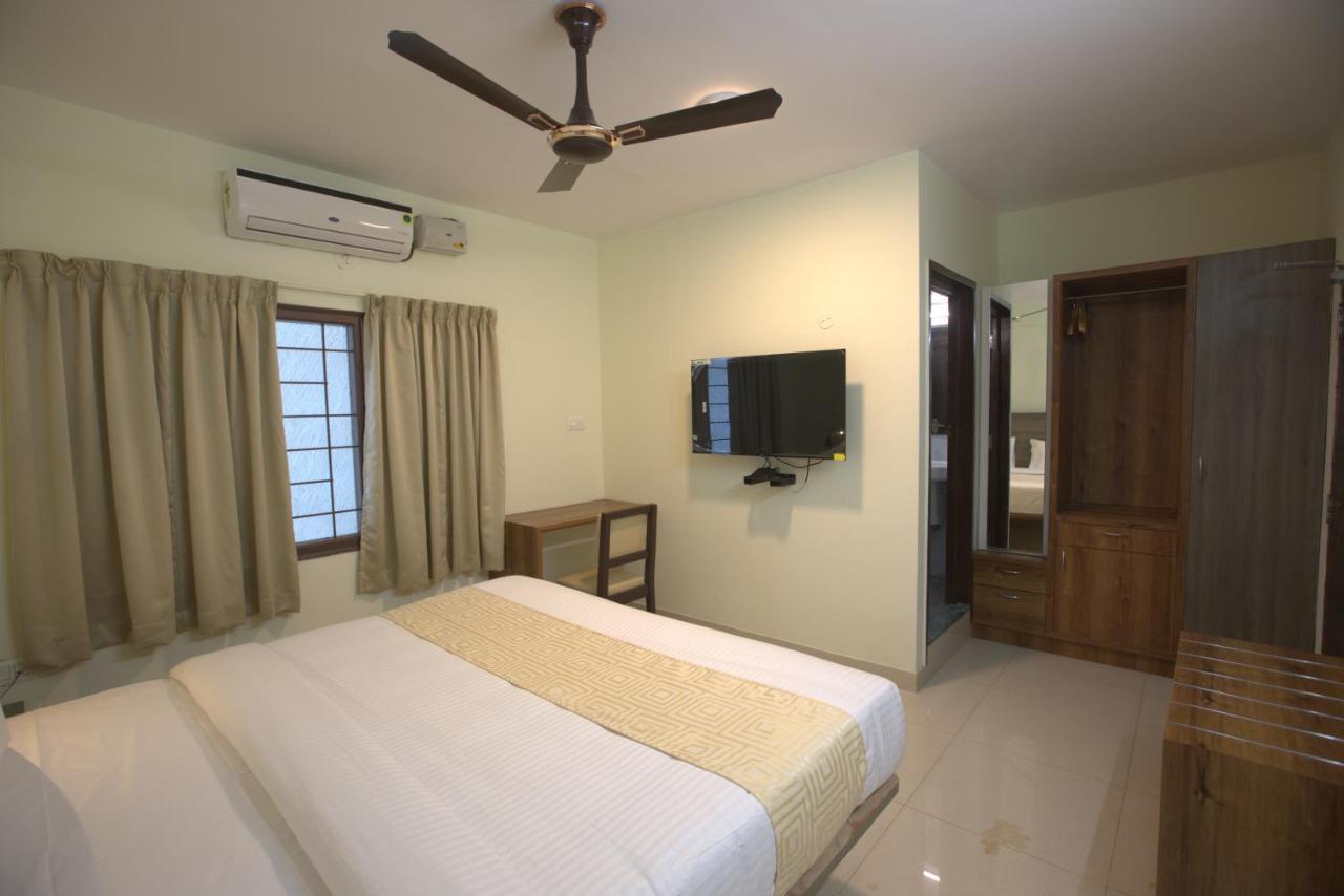 Hotel Elysian Grand 3*