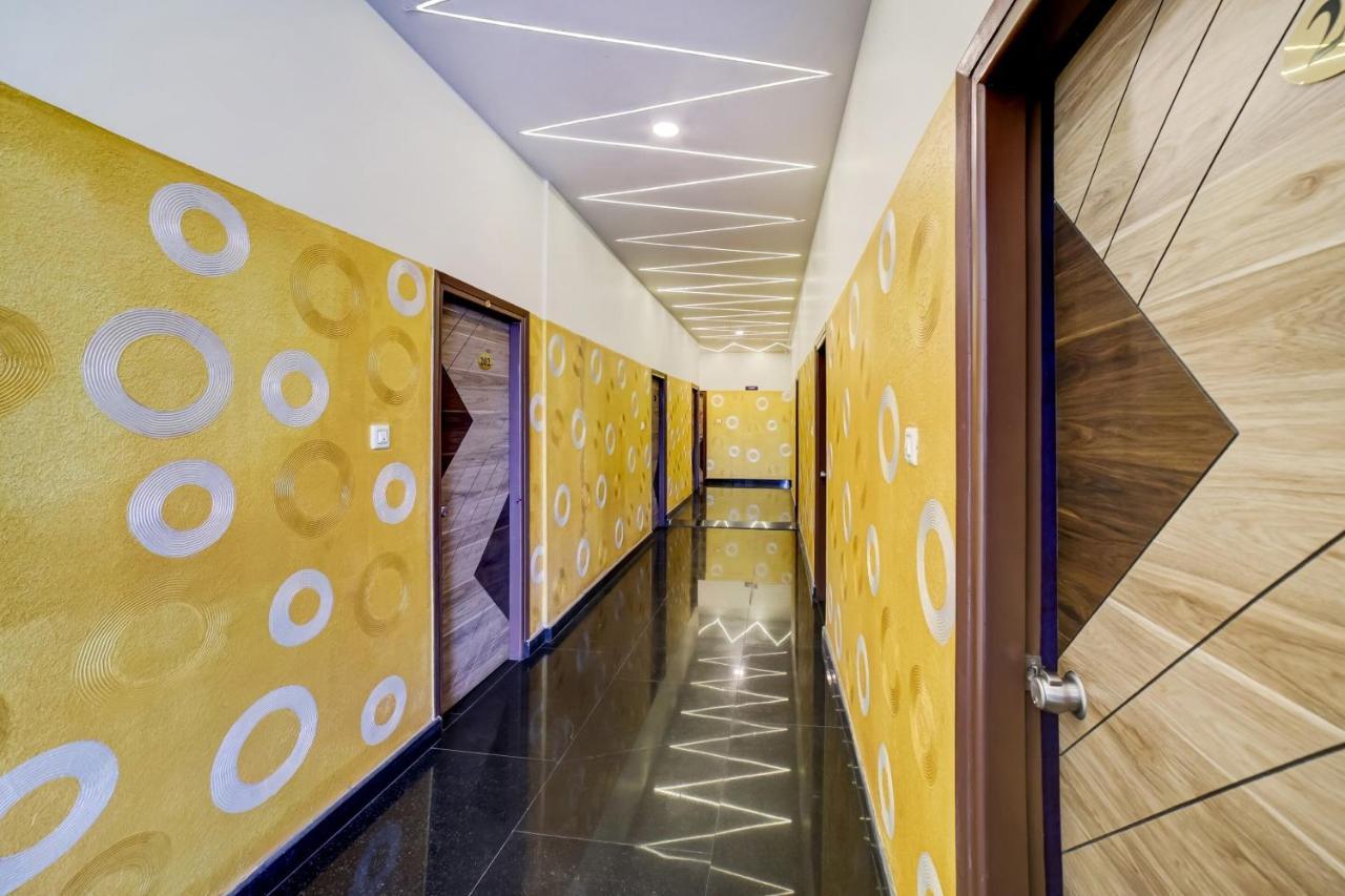 Collection O 81063 Day And Night Residency Hotel Bangalore
