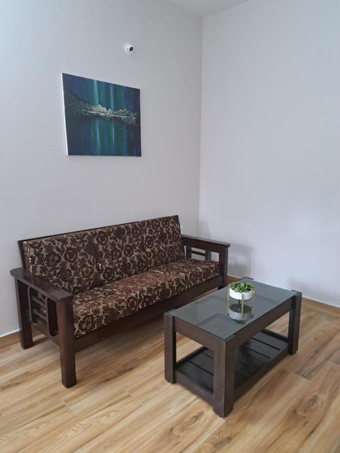 Chez Oly Furnished Vacation *