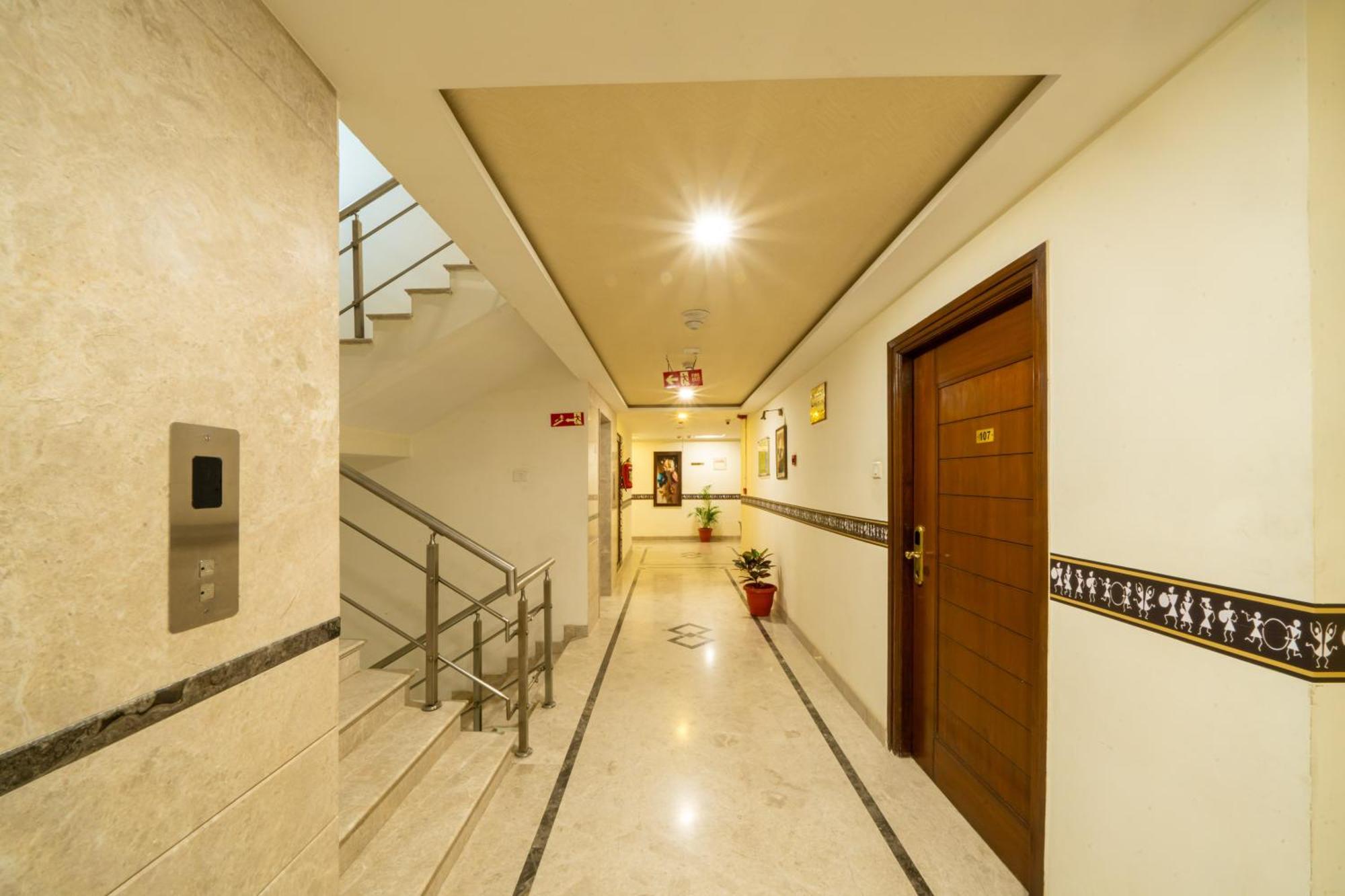 Midtown Marathahalli Hotel 3*